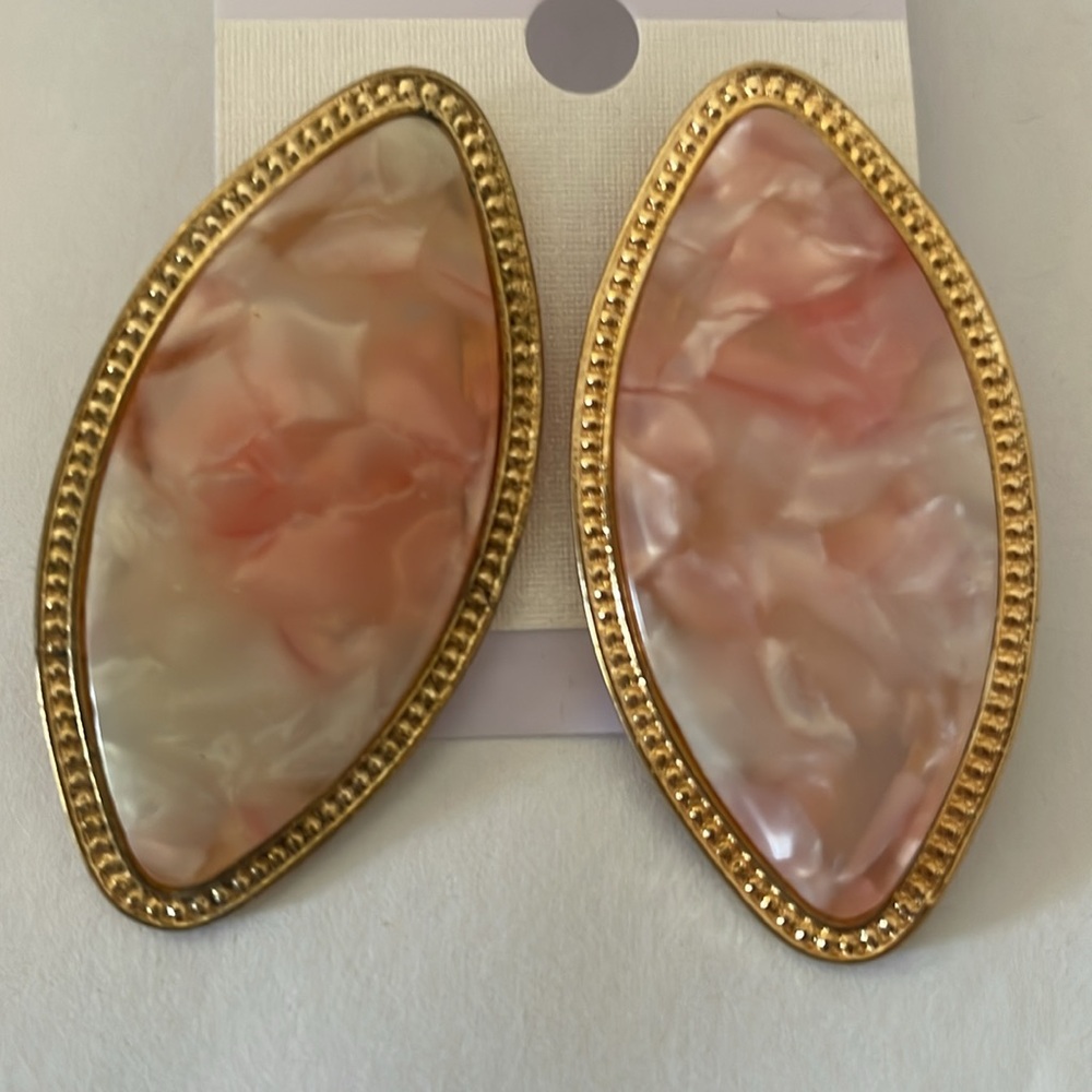 Almond Shaped Pink Marble Statement Earrings - image 8
